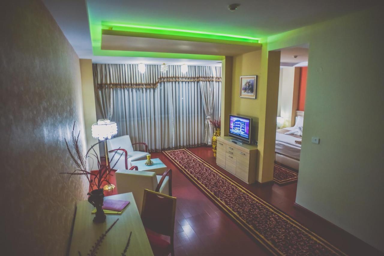 Hotel New Star スコピエ エクステリア 写真