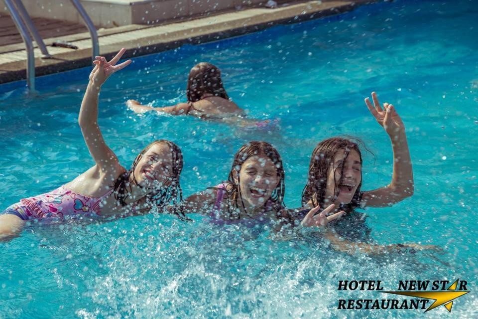 Hotel New Star スコピエ エクステリア 写真